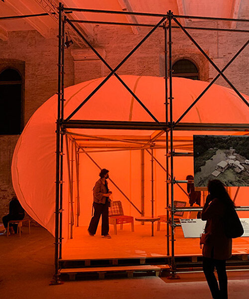 raumlabor reconstructs 'floating university' bubble for knowledge transfer in venice biennale 