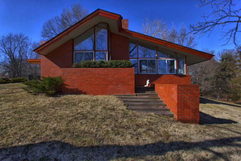 the alsop house, one of seven frank lloyd wright usonian homes in iowa