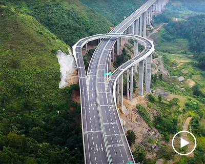watch cars using this high-speed turnaround in china's guizhou province