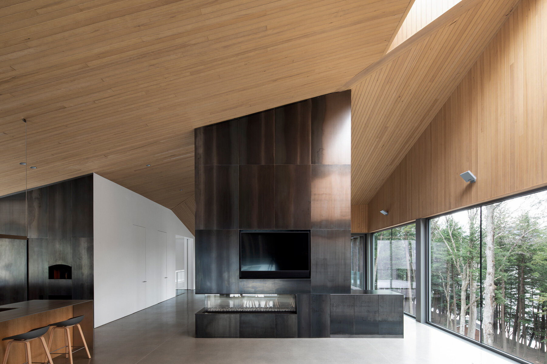 naturehumaine-memphremagog-lake-house-canada-designboom-large
