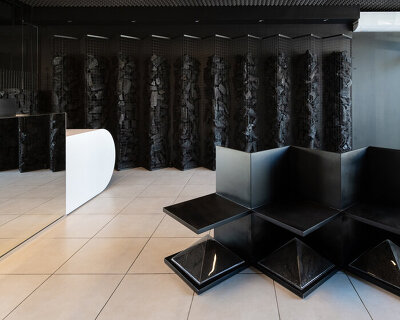 EFEEME arquitectos makes use of blackened coal with its puccetti workspace