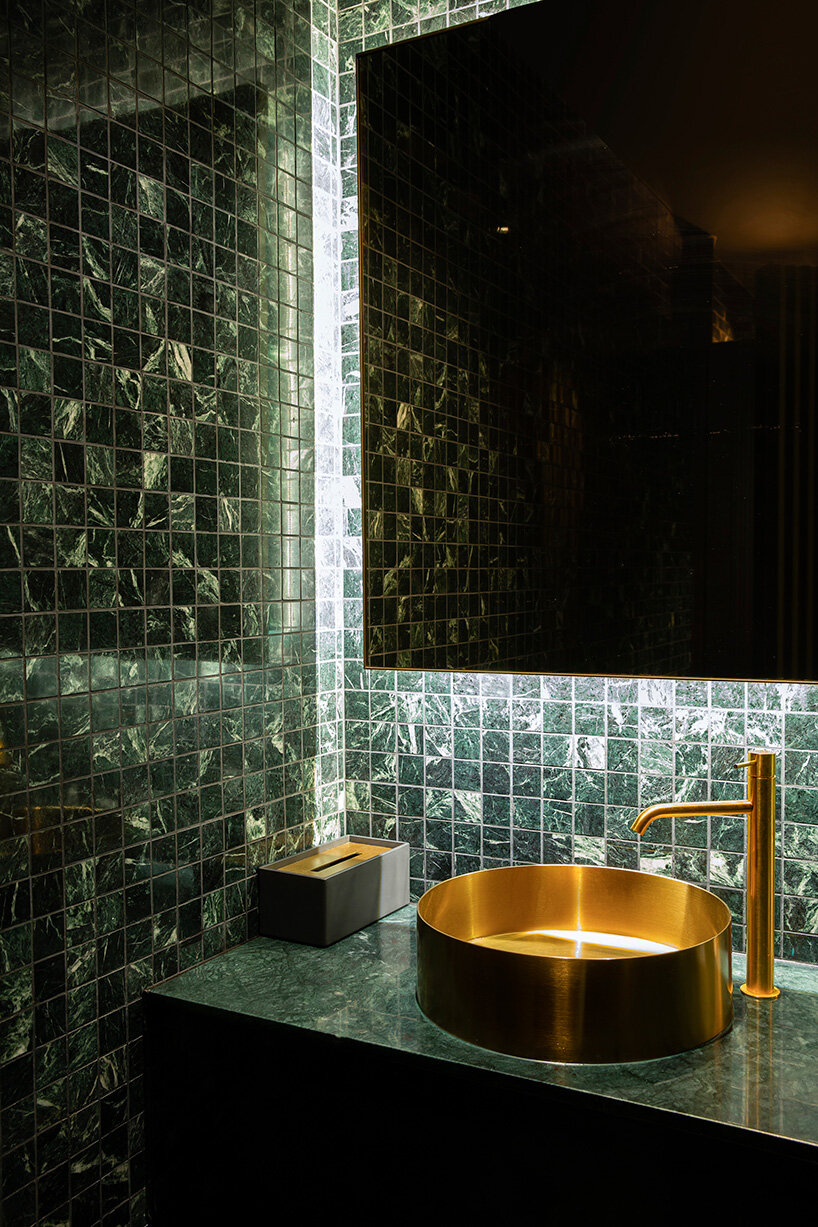 snøhetta plays with warm and cold hues in hong kong's whey restaurant