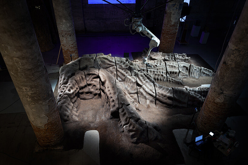 'magic queen' is a 3D printed soil landscape cared for by a robotic gardener