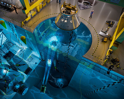 blue abyss, the world's biggest and deepest indoor pool to be built in the UK