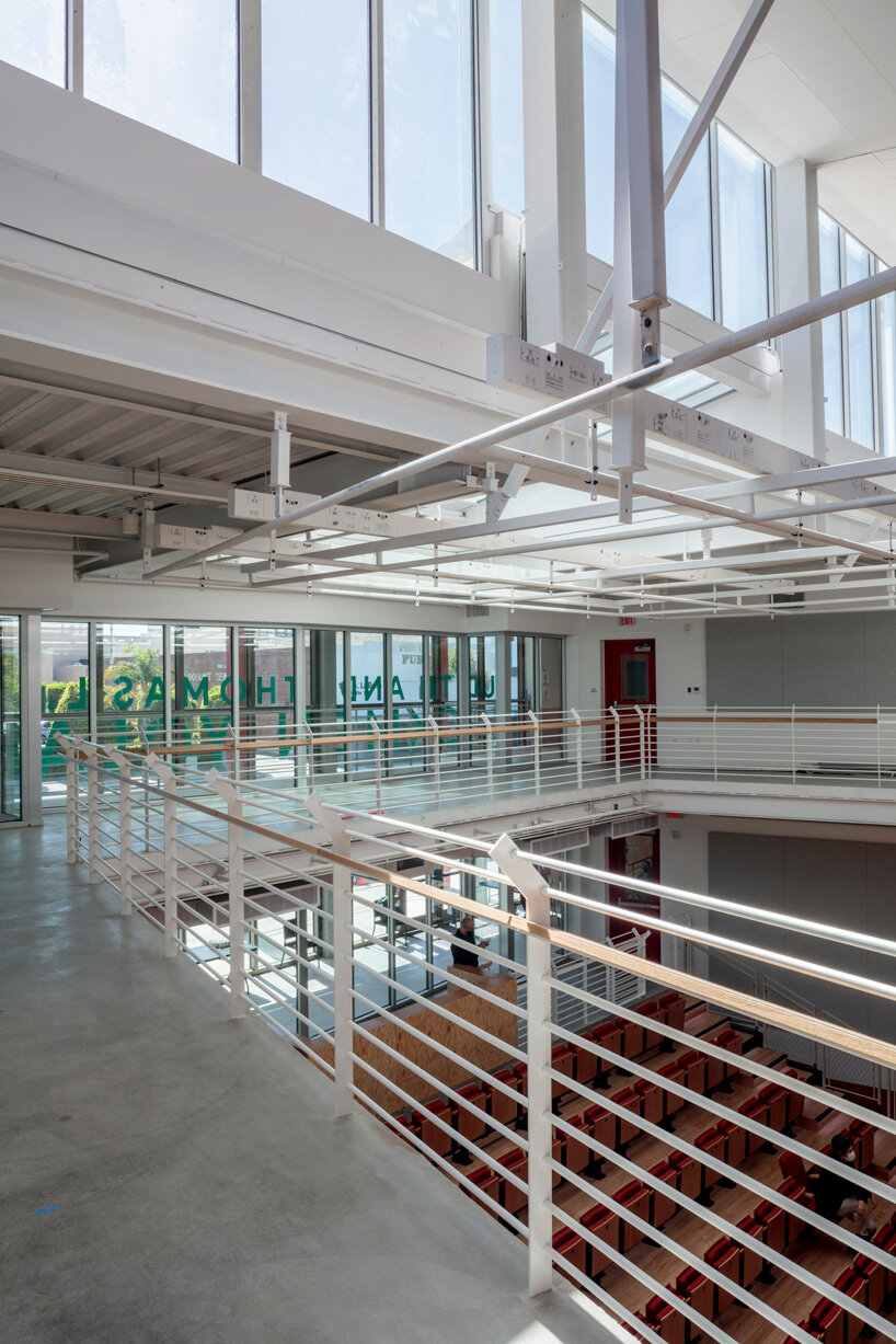frank gehry completes beckmen YOLA center for los angeles philharmonic