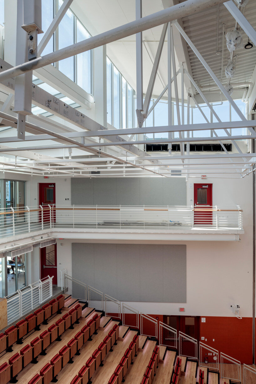 frank gehry completes beckmen YOLA center for los angeles philharmonic