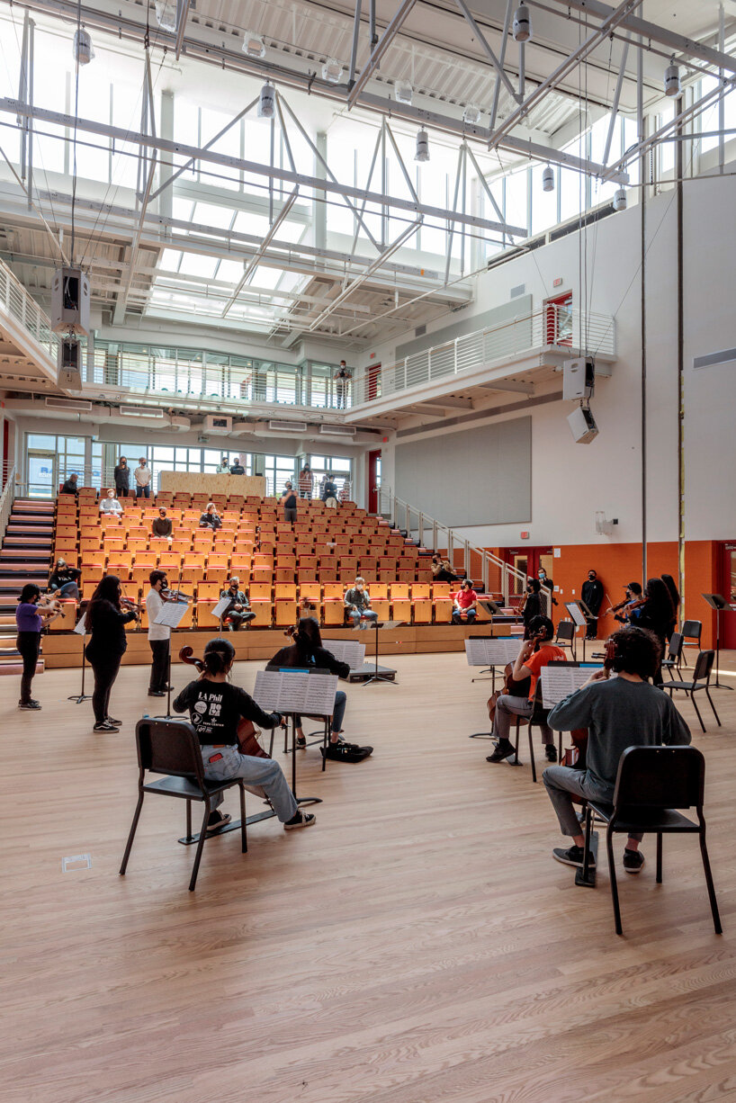 frank gehry completes beckmen YOLA center for los angeles philharmonic