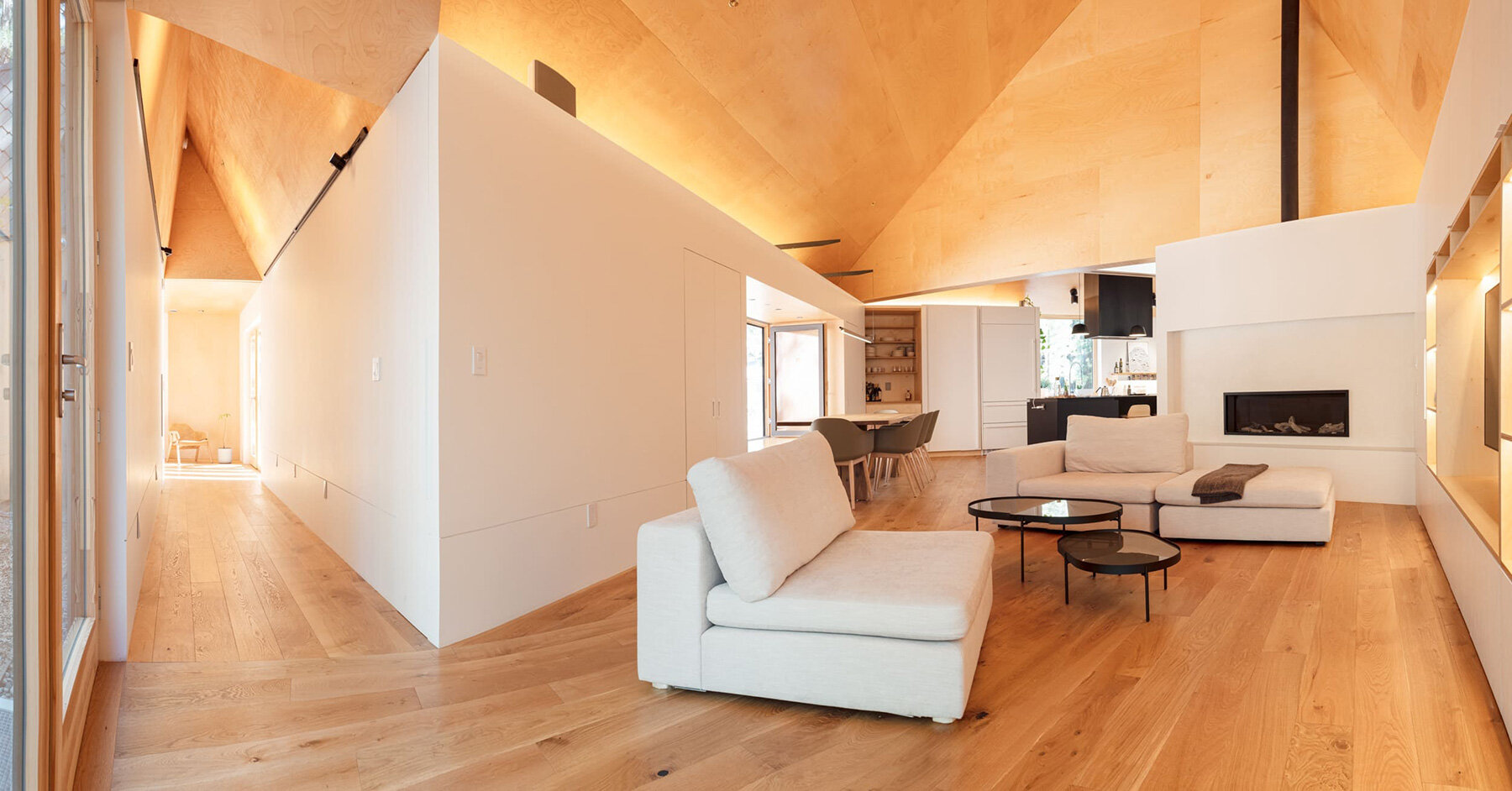joongwon-architects-lightus-retreat-lake-tahoe-designboom-005