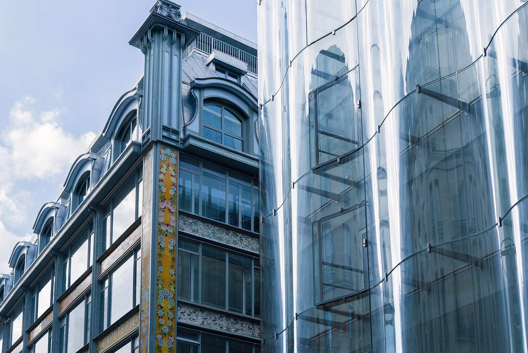 Samaritaine is a large department store in Paris, France, located in the  first arrondissement. Nestled between the river Seine and the Rue de Rivoli  Stock Photo - Alamy