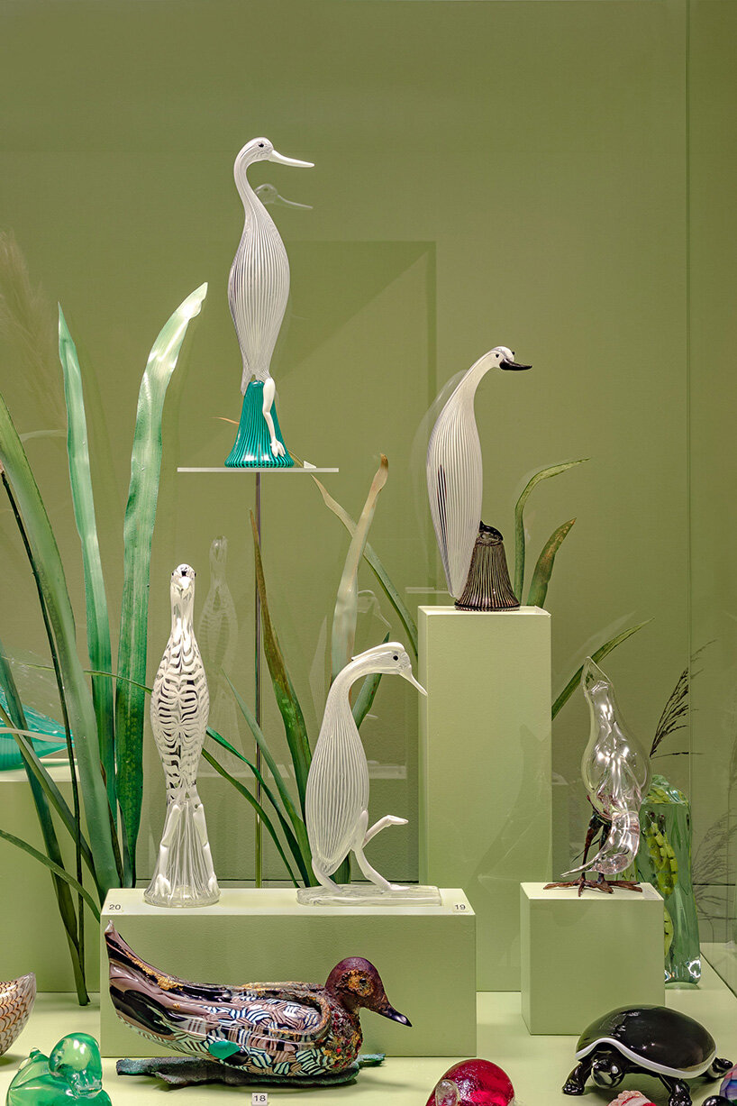 the glass ark, an exhibition featuring pierre rosenberg's glass animal  collection