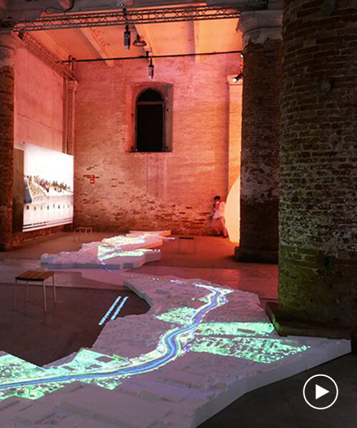 PRÁCTICA exhibits a 20 meter long model of the river somes project at la biennale di venezia
