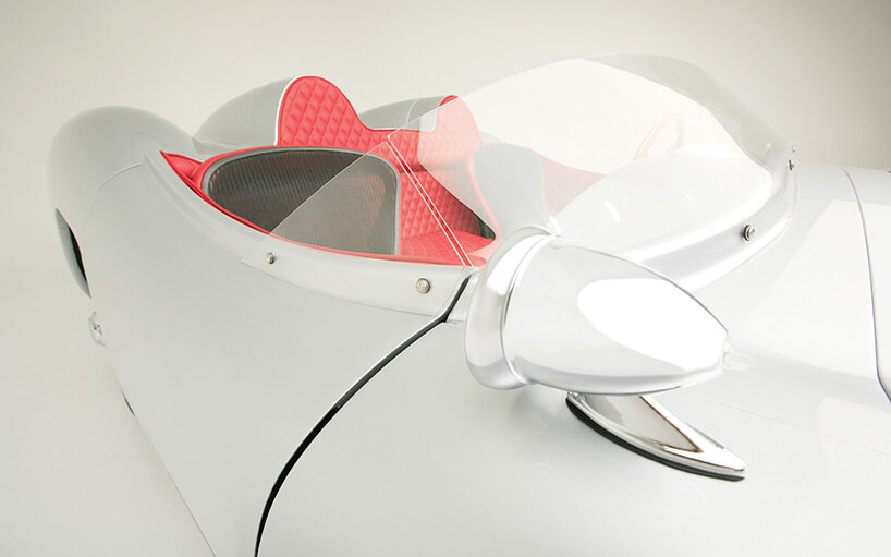 iconic 1957 aston martin DBR2 gets futuristic remake with lightweight carbon fiber body