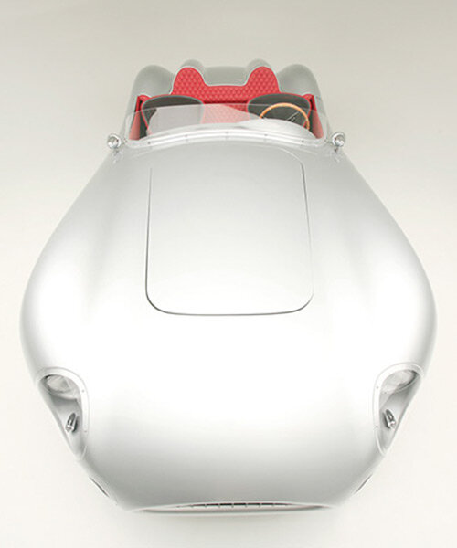 iconic 1957 aston martin DBR2 gets futuristic remake with lightweight carbon fiber body