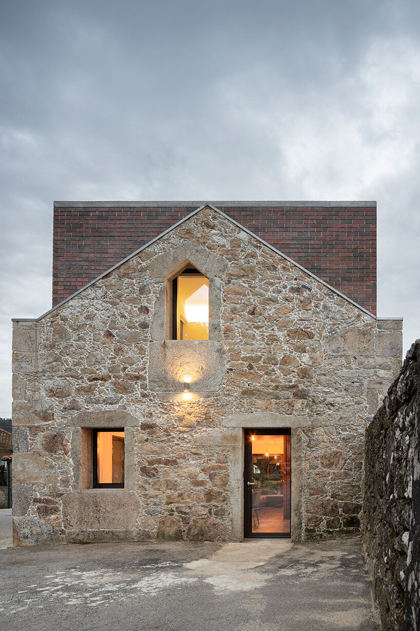 tiago sousa inserts box house into the ruins of traditional portuguese structure