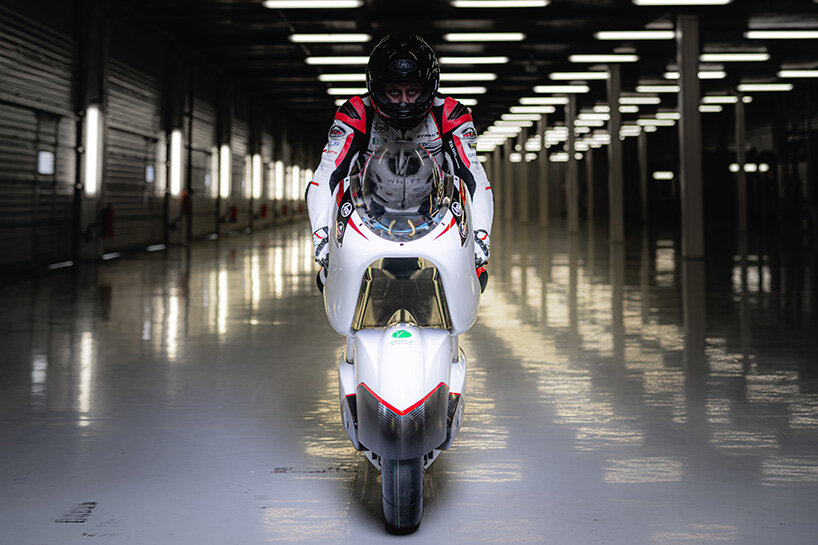 the WMC250EV electric motorcycle concept aims for the 400kmh record