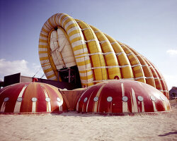 'aerodream' exhibition charts the history of inflatables at centre pompidou-metz