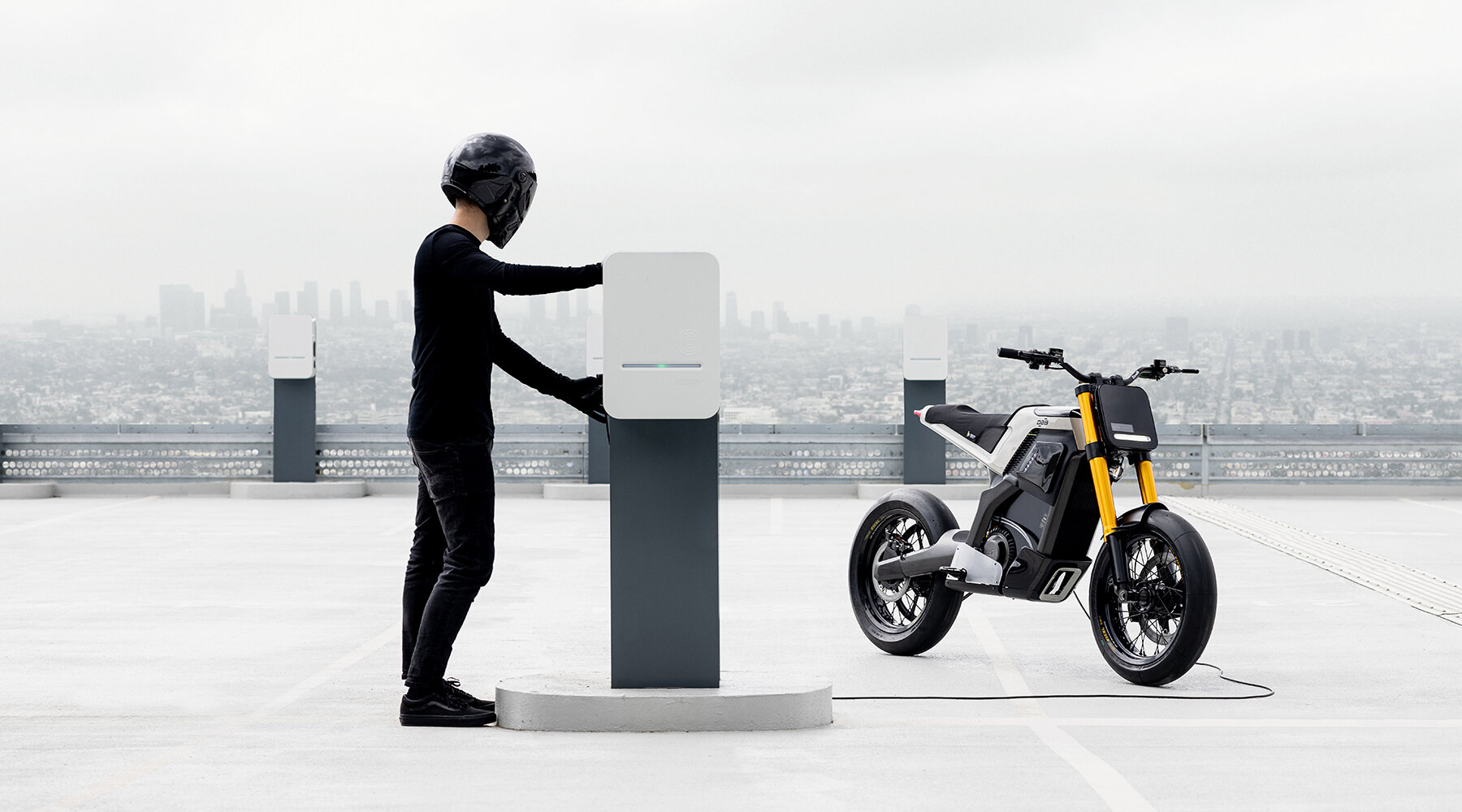 dab-motors-concept-e-electric-motorcycle-designboom04-large
