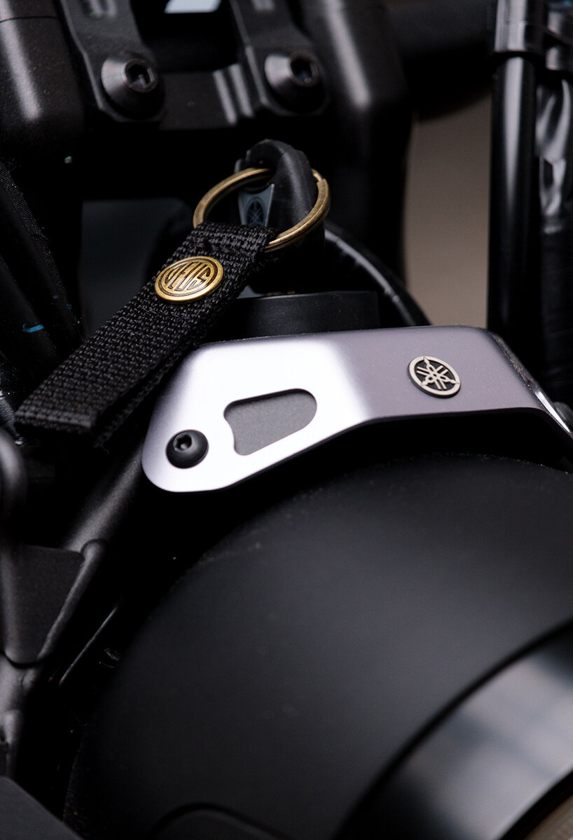 biarritz born and bred: deus ex machina customs yamaha XSR700 into la bombe bike