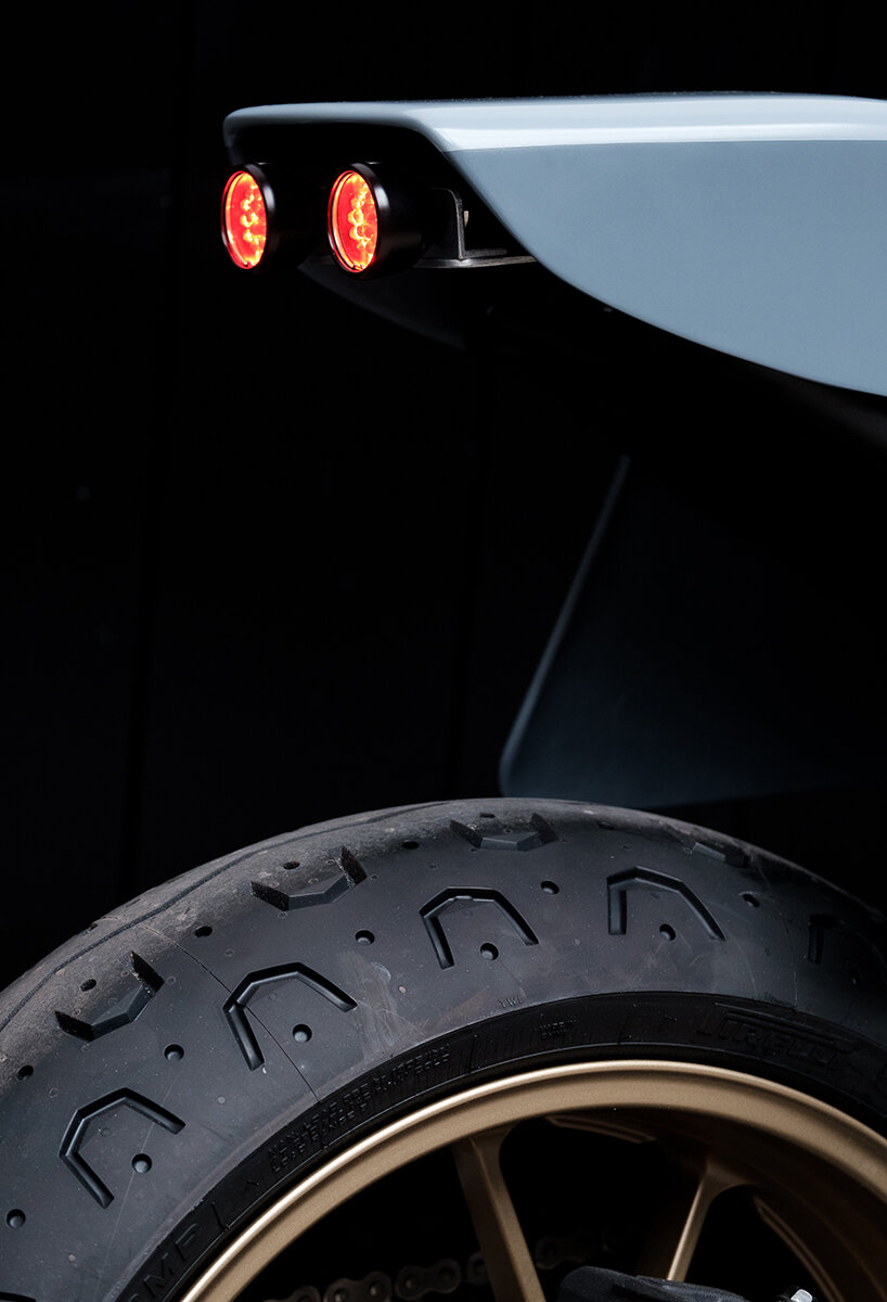 biarritz born and bred: deus ex machina customs yamaha XSR700 into la bombe bike