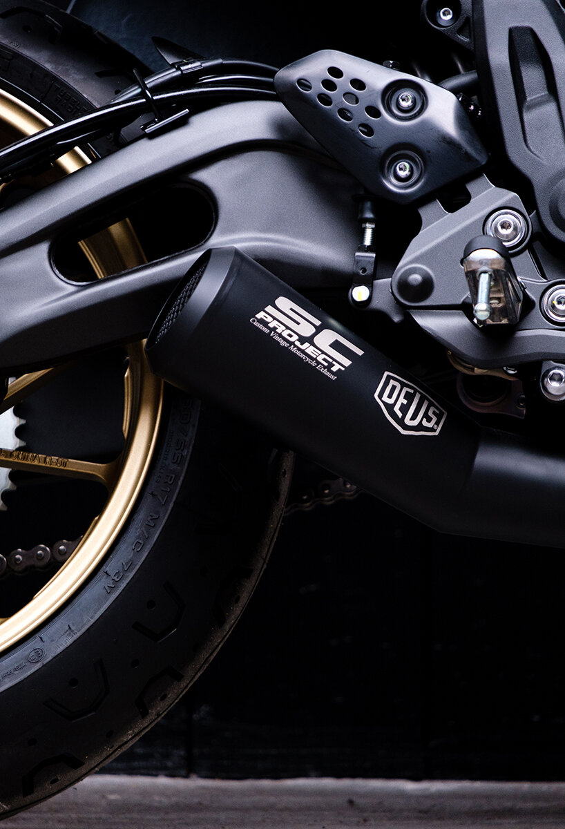 biarritz born and bred: deus ex machina customs yamaha XSR700 into la bombe bike