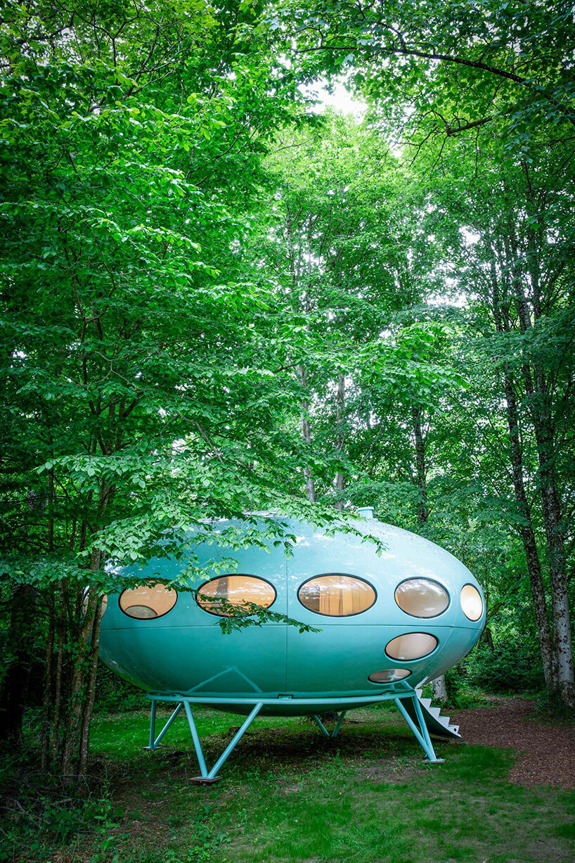 spend the night at a restored 1960s futuro house in somerset's marston park