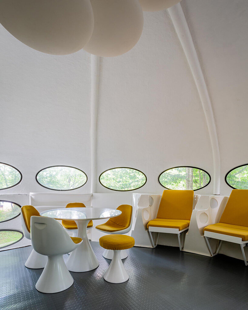 spend the night at a restored 1960s futuro house in somerset's marston park