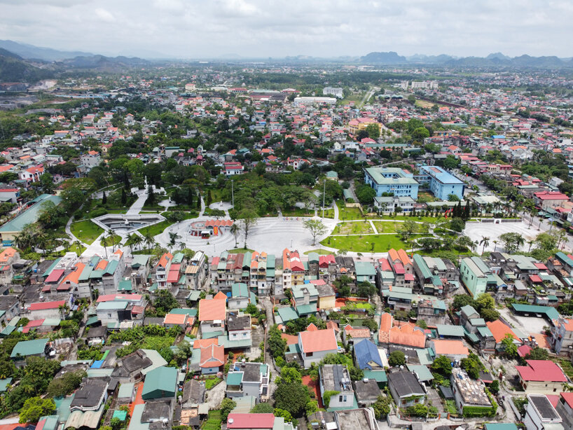 H&P architects revitalizes park in vietnam drawing from olympic's five-ringed symbol 