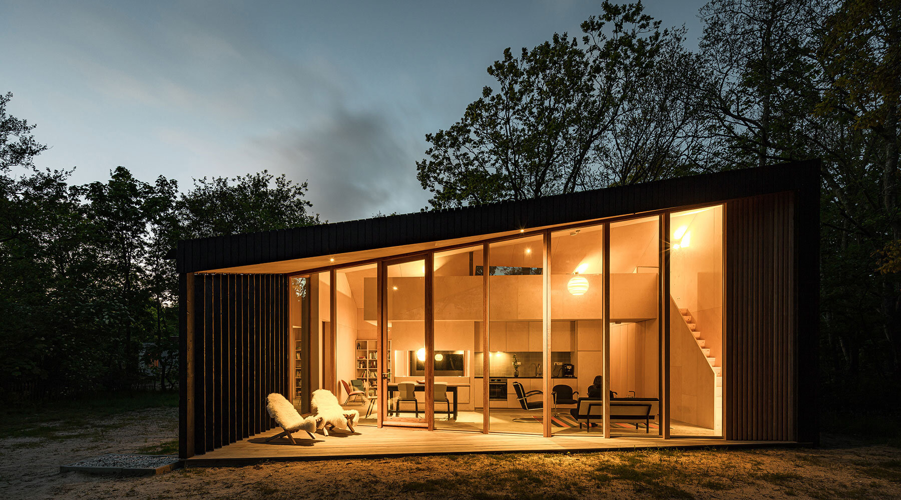 orange-architecs-holiday-home-designboom-fullwidth