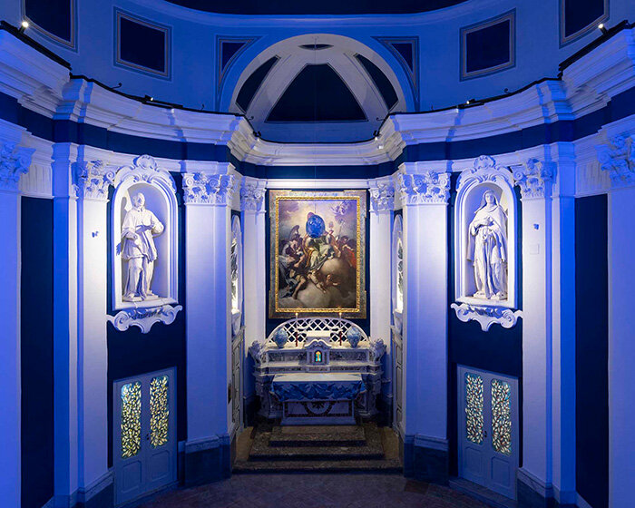 santiago calatrava's art installation for the reopening of church of san gennaro in naples