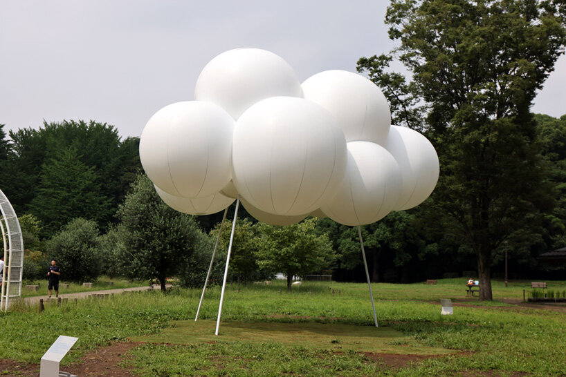 sou fujimoto installs temporary pavilion of fluffy, floating clouds in tokyo