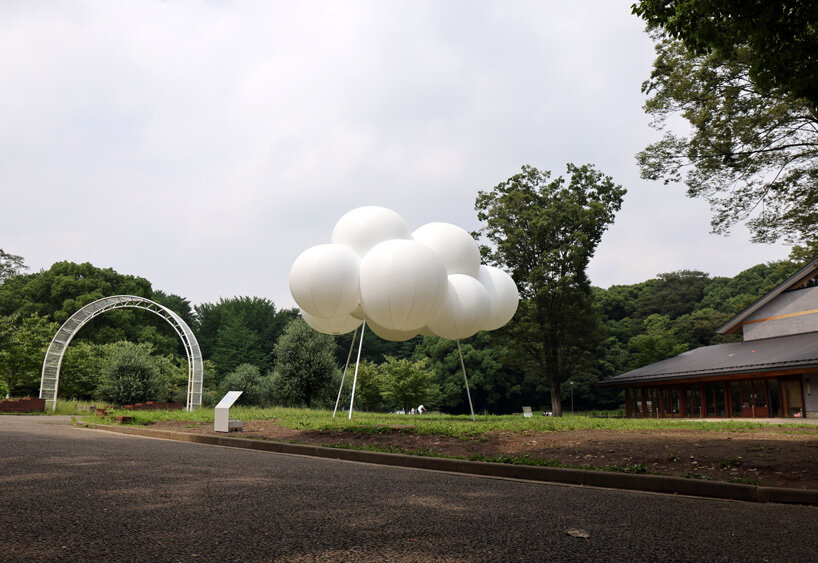 sou fujimoto installs temporary pavilion of fluffy, floating clouds in tokyo