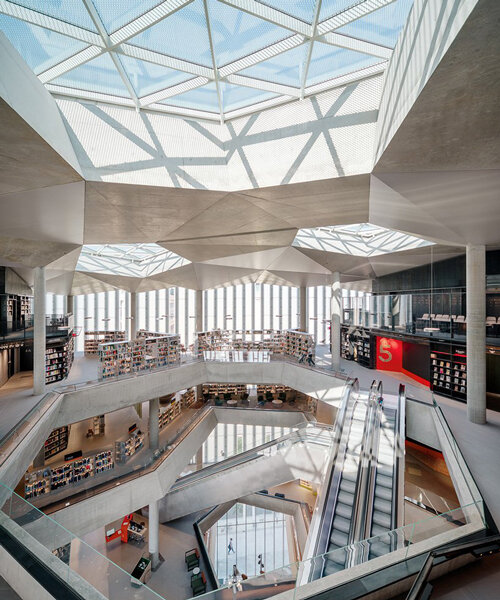 see the 5 best public libraries from around the world in 2021