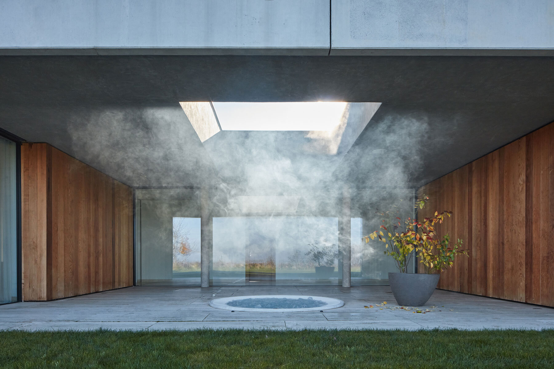 adr-kostelec-house-czech-republic-boysplaynice-designboom-015