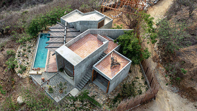 two rotated volumes look for sunrise and sunset at mexican