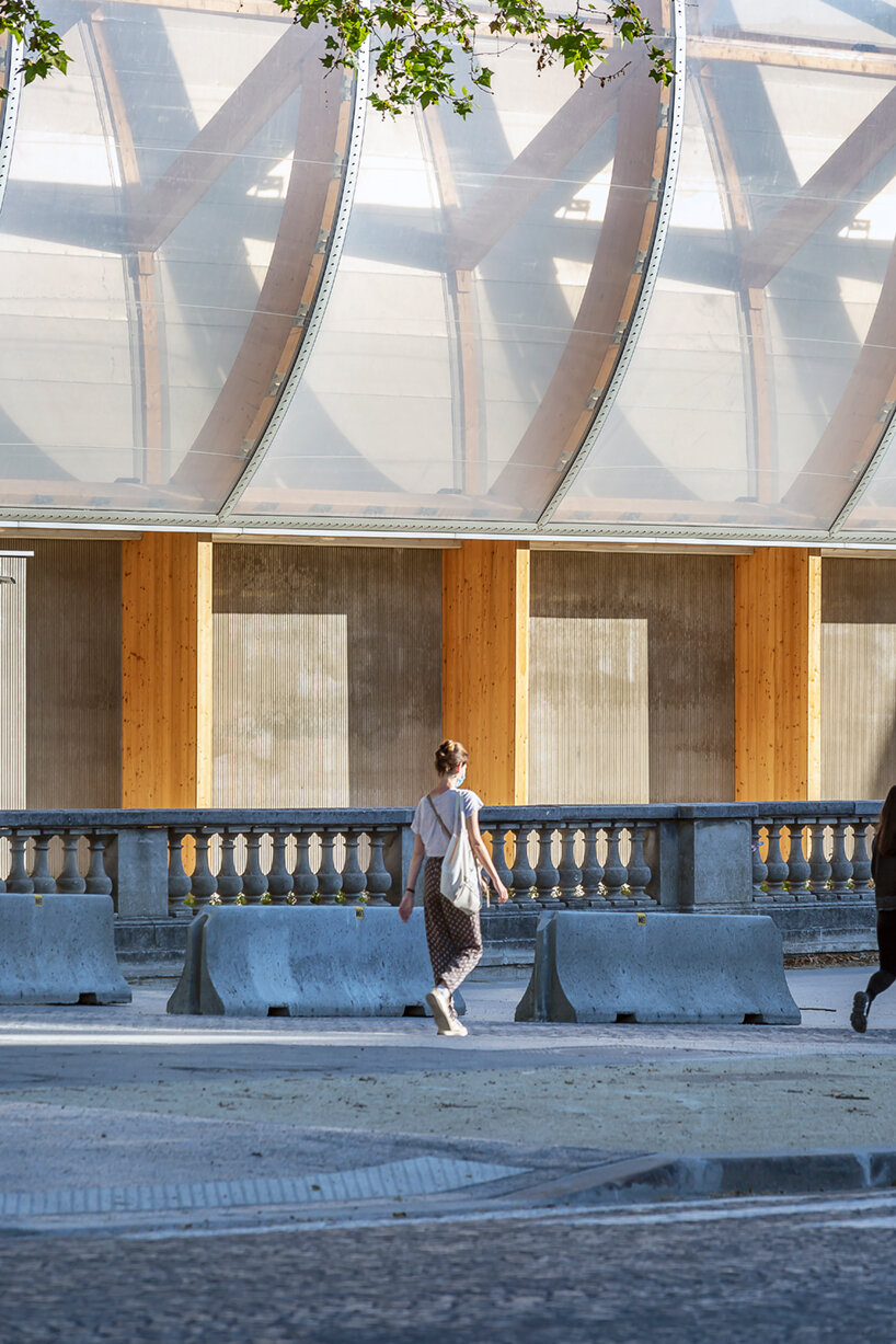 wilmotte & associés' grand palais ephémère stands in paris as an ephemeral palace