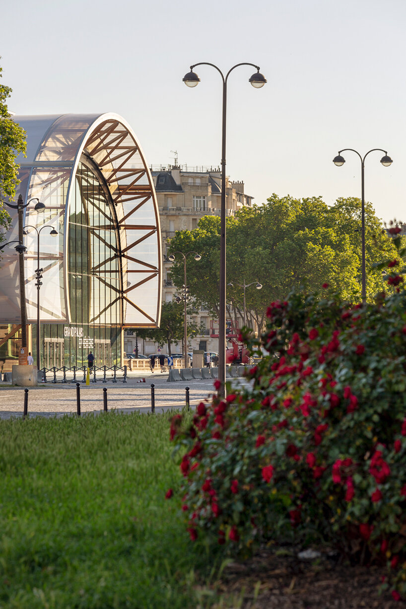 wilmotte & associés' grand palais ephémère stands in paris as an ephemeral palace