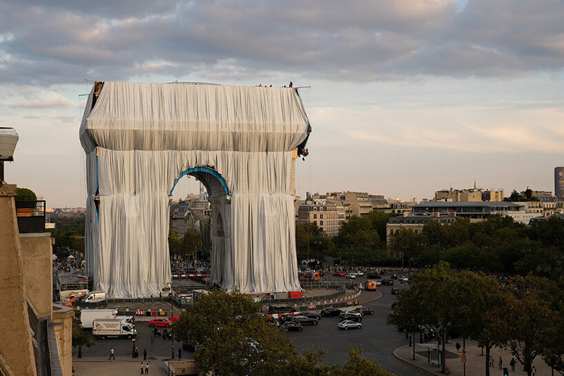 Christo Wraps Paris Arc De Triomphe In Recyclable Silvery Blue Fabric