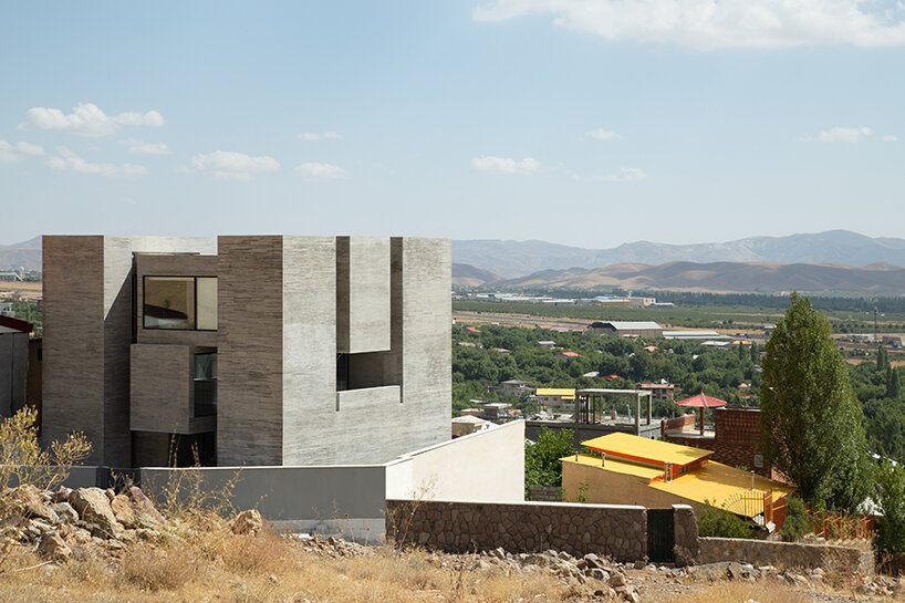 MAAN studio ayenevarzan house