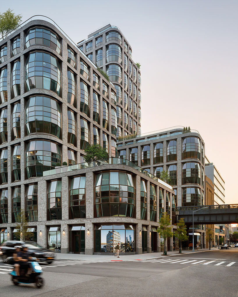 heatherwick studio completes its 'lantern house' along the high line in new york