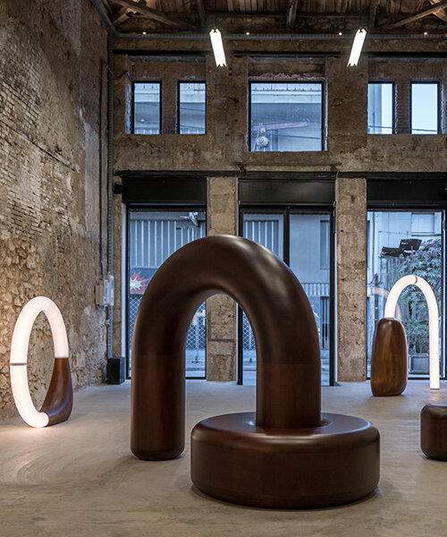 life-size centerpieces by objects of common interest form sculptural garden in carwan gallery