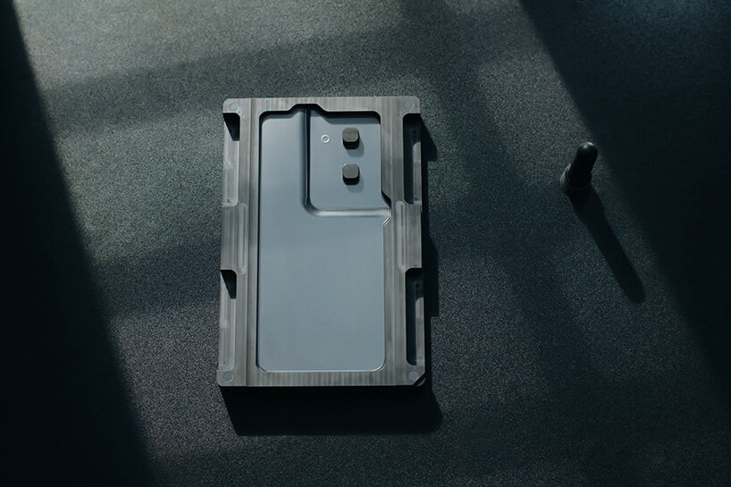 OPPO reveals design journey to thinnest, unibody smartphone - the Reno8 Pro