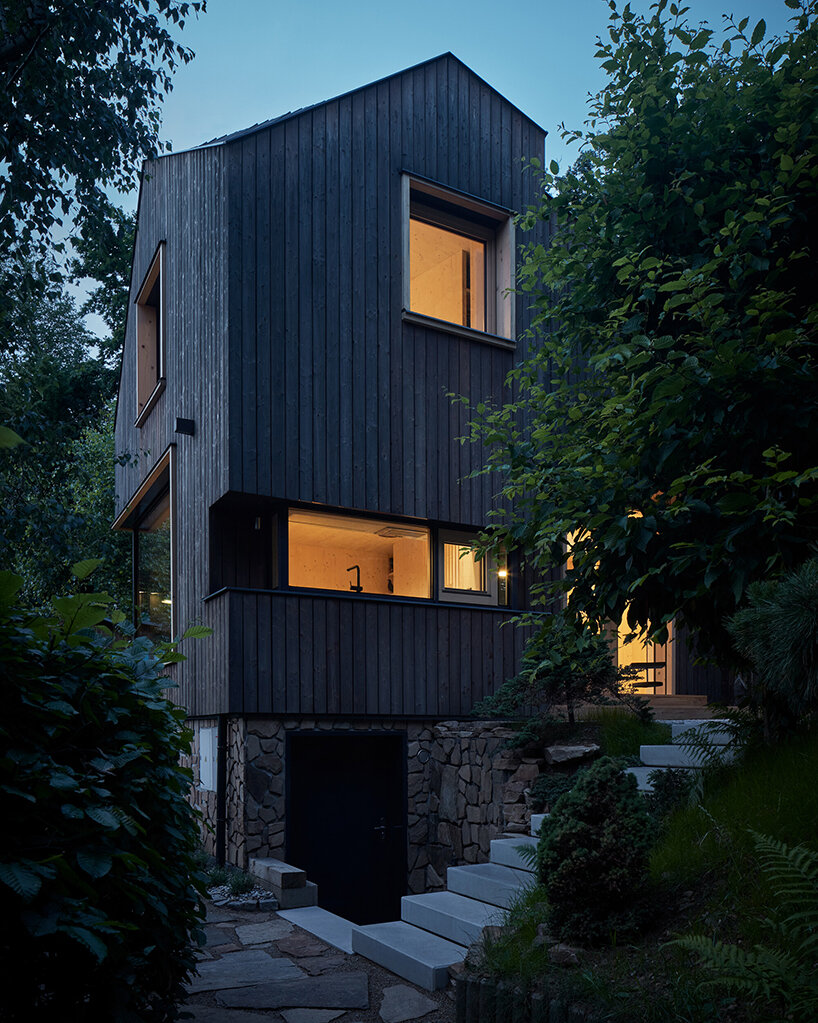 studio prodesi/domesi completes a waterside cottage inspired by a ship cabin