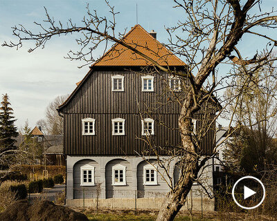 atelier ST renovates the historic faktorenhaus in schönbach, germany 