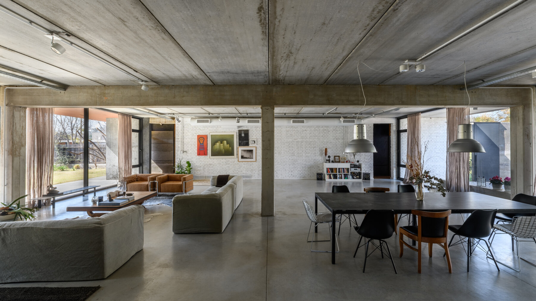 estudio-roberto-benito-casa-vivienda-texturas-argentina-designboom-06a