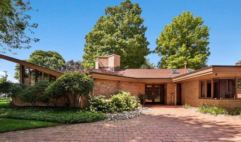 frank lloyd wright's harper house in michigan is on sale for $2 million