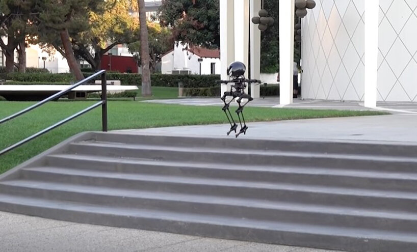 LEONARDO is a fusion of bipedal walking robot with flying drone that masters a slackline