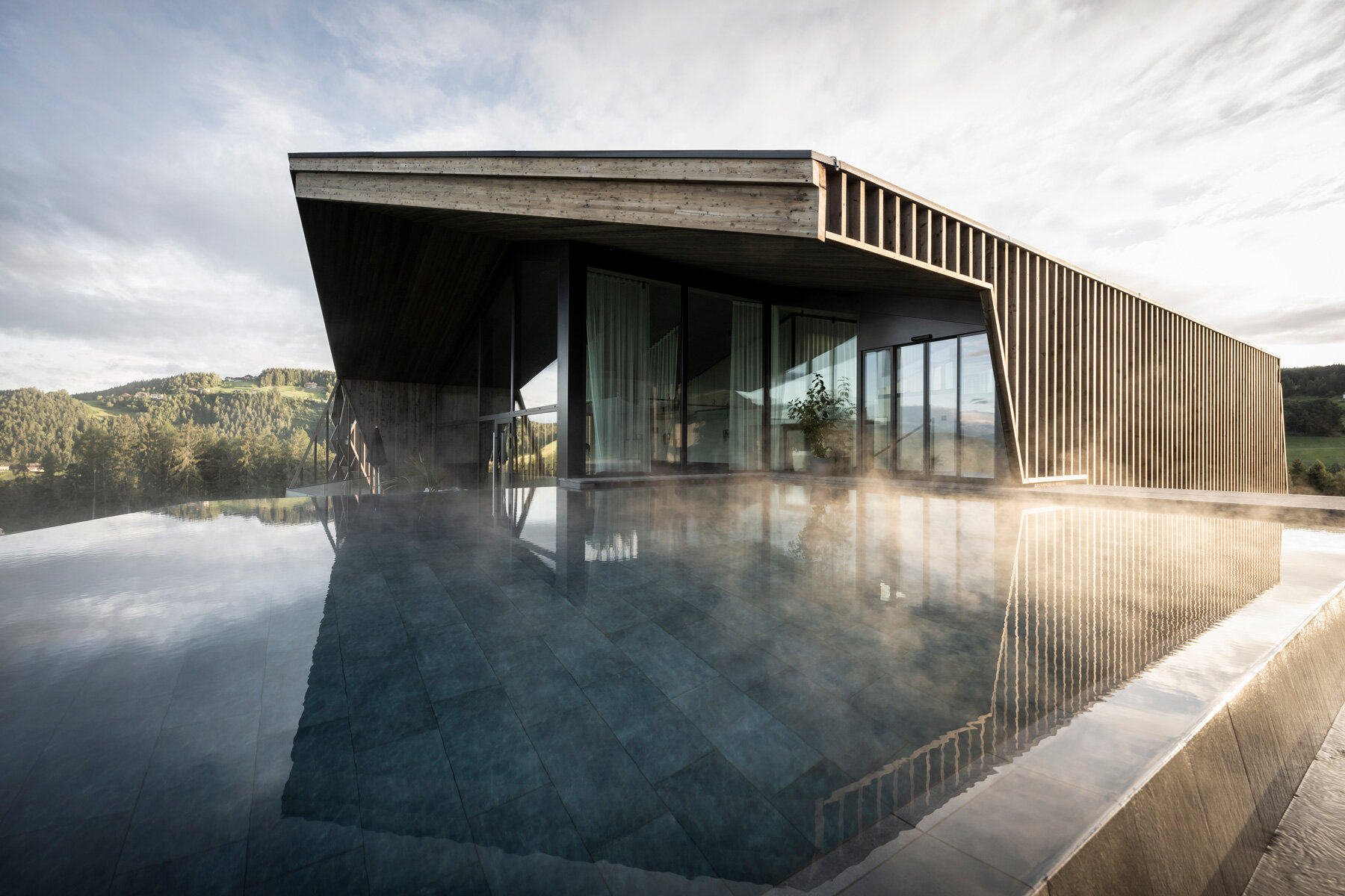 noa-aeon-hotel-south-tyrol-italy-designboom-07X
