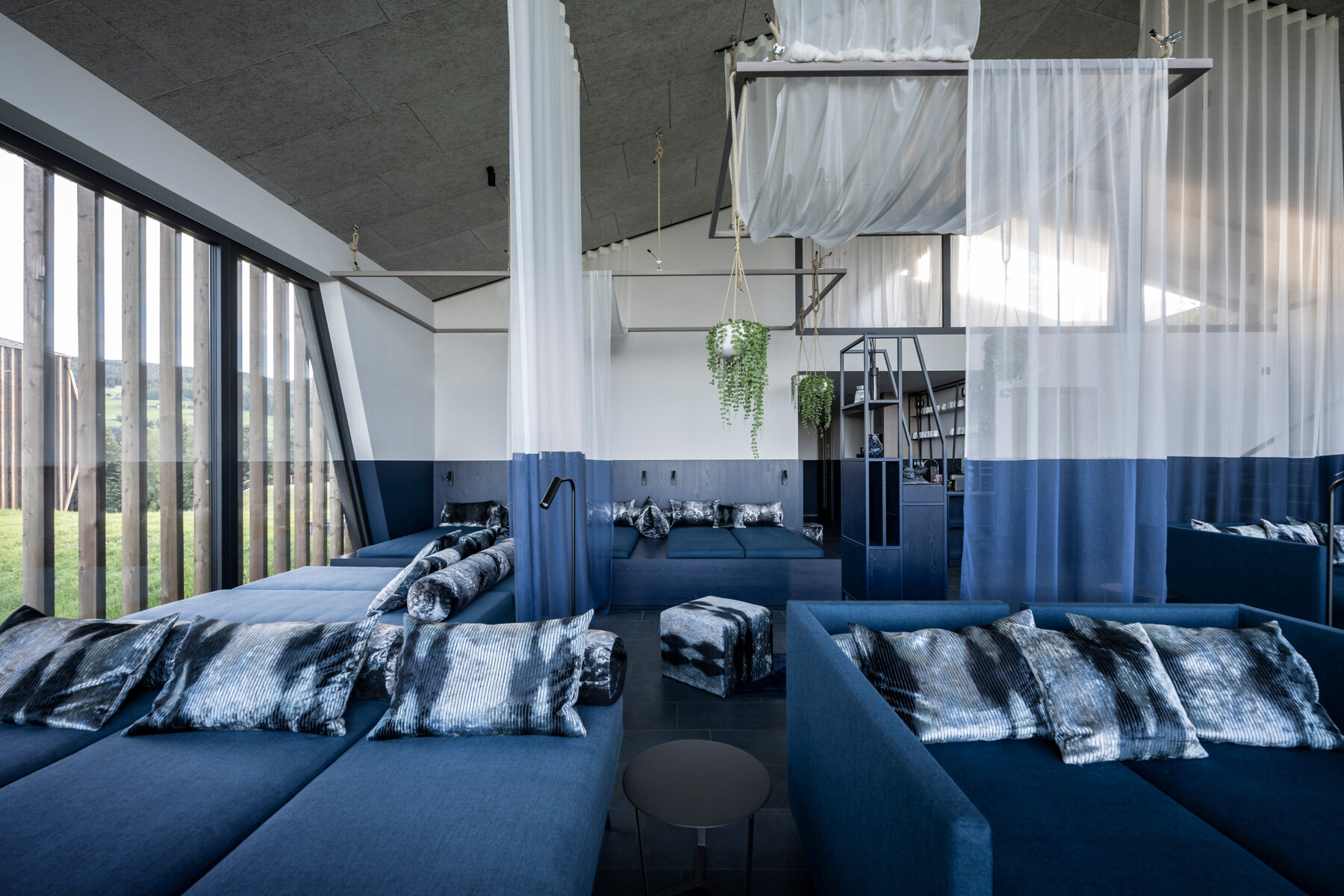 noa-aeon-hotel-south-tyrol-italy-designboom-08X
