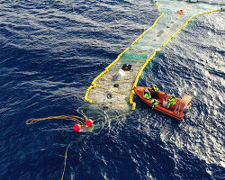 dutch student boyan slat wins 2015 INDEX: award for ocean cleanup array