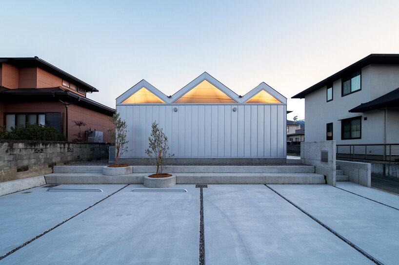 yusuke ando house ceilings